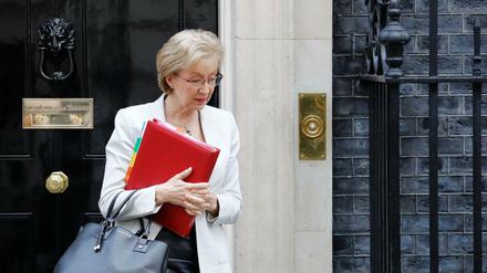 Tür zu: Andrea Leadsom verlässt Downing Street Nummer 10, den Amtssitz von Theresa May. (Archivbild)