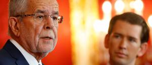Alexander Van der Bellen und Kanzler Sebastian Kurz (r.) 