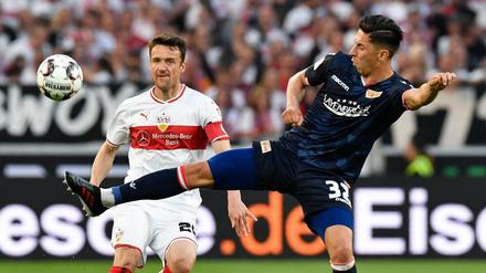Robert Zulj und seine Berliner machten dem VfB Stuttgart (l. Kapitän Christian Gentner) das Leben schwer.