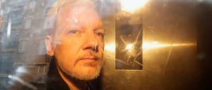 Julian Assange,