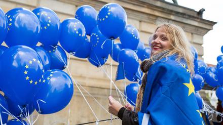 Kundgebung von «Pulse of Europe» auf dem Berliner Gendarmenmarkt