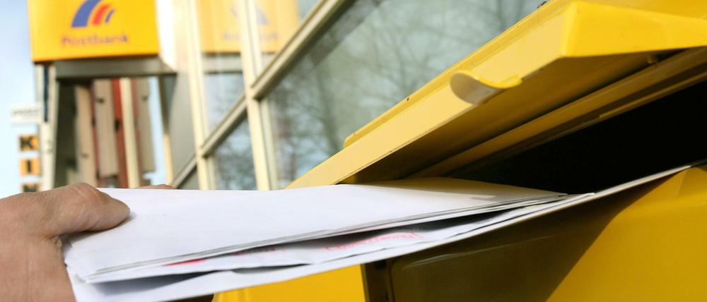 Massengeschäft: Rund 57 Millionen Briefe werden am Tag verschickt.