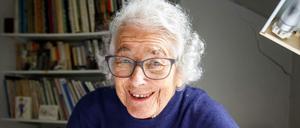 Bei der Arbeit. Die verstorbene Judith Kerr.