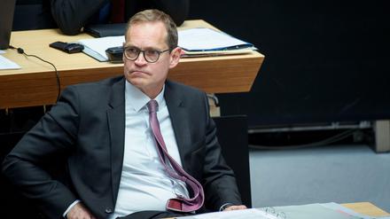Schwere Zeiten. Das Ergebnis der Berliner SPD bei der Europawahl muss den Regierenden Bürgermeister und SPD-Landeschef Michael Müller nachdenklich stimmen. Die Berliner Sozialdemokraten sind auf einen historischen Tiefstand von 14 Prozent abgesackt.