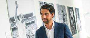 Geschichte und Gegenwart. Jonas Boldt vor seiner Vorstellung als Sportvorstand beim Hamburger SV. 