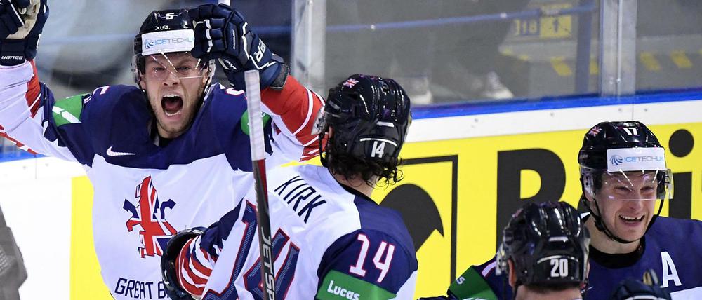 Überraschung. Großbritannien dreht das Spiel gegen Frankreich und steigt nicht ab.