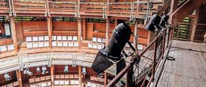 Viel Holz. Das „Haller Globe“-Theater wird in Berlin aufgebaut. 