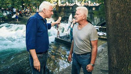 Einst Portugal, jetzt Eisbach: Franz Leitmayr (Udo Wachtveitl, links) und Ivo Batic (Miroslav Nemec) in der „Tatort“-Folge „Die ewige Welle“. 