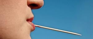 Früher galt als durchaus salonfähig, hinter vorgehaltener Hand aktiv zu werden. Aber es geht auch anders.