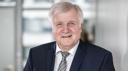 Die Pläne Horst Seehofer stoßen bei den Regierungsparteien Union und SPD auf Widerstand.