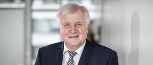 Die Pläne Horst Seehofer stoßen bei den Regierungsparteien Union und SPD auf Widerstand.