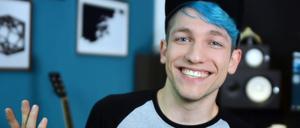 Die undatierte Aufnahme zeigt den YouTuber Rezo. 