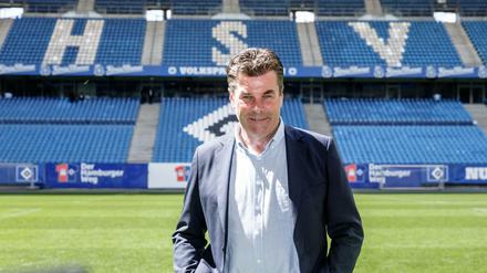 Bitte recht freundlich: Dieter Hecking bei seiner Präsentation als neuer Trainer des Hamburger SV.