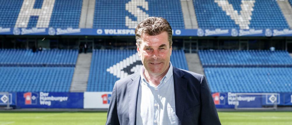 Bitte recht freundlich: Dieter Hecking bei seiner Präsentation als neuer Trainer des Hamburger SV.