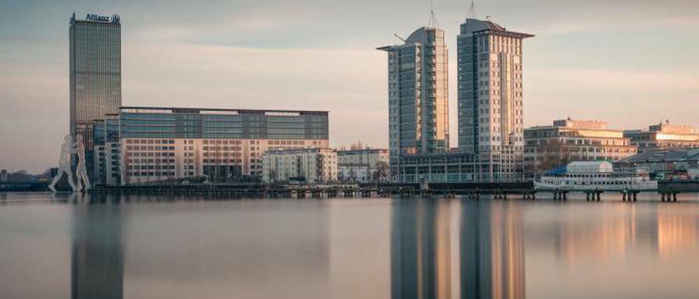 Am Wasser gebaut. In den Treptowers hat auch das Bundeskriminalamt eine Zweigstelle.