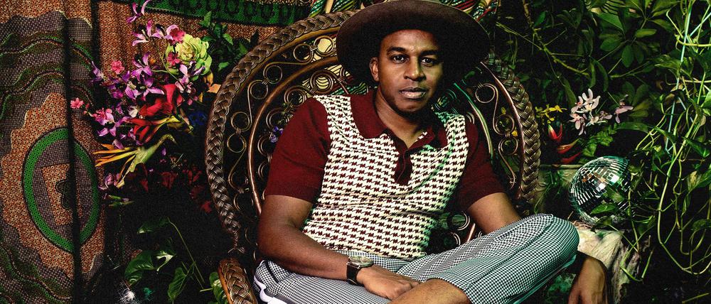 Afrobeats treffen auf persönliche Texte. Sinkane versucht sich mit seinem Album „Dépaysé“ an einem ungewöhnlichen Mix.