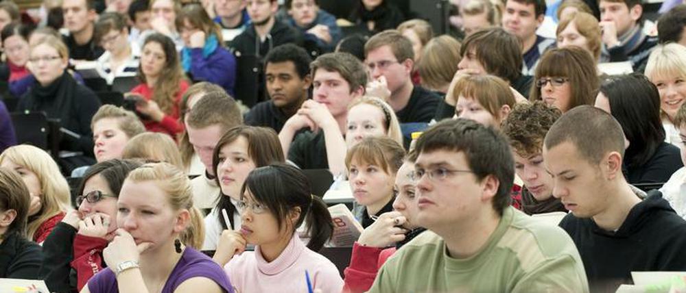 Die Zahl der internationalen Austausche steigt weiter. Deutsche Hochschulen sind bei Studierenden aus dem Ausland besonders beliebt. 