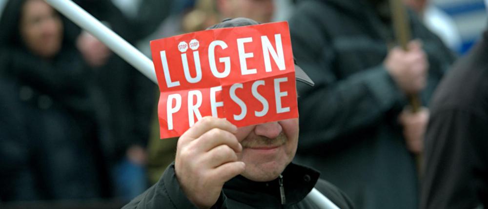 Die SPD-Fraktion ein umfassendes "Aktionsprogramm für freie und unabhängige Medien" beschließen.