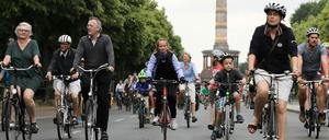 Jung und Alt nahm im vergangenen Jahr an der Fahrradsternfahrt in Berlin teil.