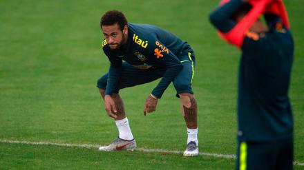 In Lauerstellung. Neymar ist sich keiner Schuld bewusst.