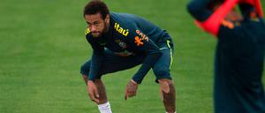 In Lauerstellung. Neymar ist sich keiner Schuld bewusst.