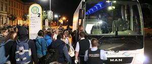 Mehrere hundert Fahrgäste mussten am Abend in Wittenberge ausharren.