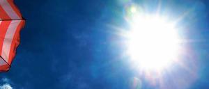 Die Gefahr von Hitzewellen lässt sich durch eine kluge Klimapolitik begrenzen – Erstmaßnahmen fangen schon beim eigenen Verhalten an.