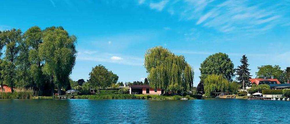 Weitblick über glitzerndes Wasser, das ist nicht nur wie hier im Havelland möglich.