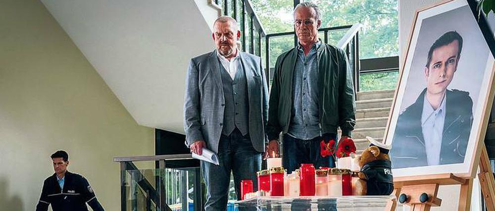 Der Tod eines Kollegen macht Freddy Schenk (Dietmar Bär, li.) und Max Ballauf (Klaus J. Behrendt) zu schaffen.