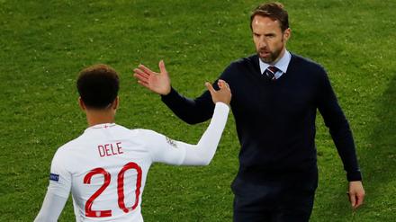 Spätes Vollgas. Englands Nationaltrainer bringt seinen vielleicht besten Spieler, Dele Alli, in der Verlängerung.