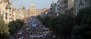 Zehntausende demonstrierten auf dem Wenzelsplatz.