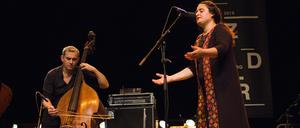 Starke Tiefen, starke Höhen. Claude Tchamitchian und Naissam Jalal im Maschinenhaus.