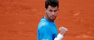 Finale. Der Österreicher Dominic Thiem schlägt Djokovic und fordert Nadal.