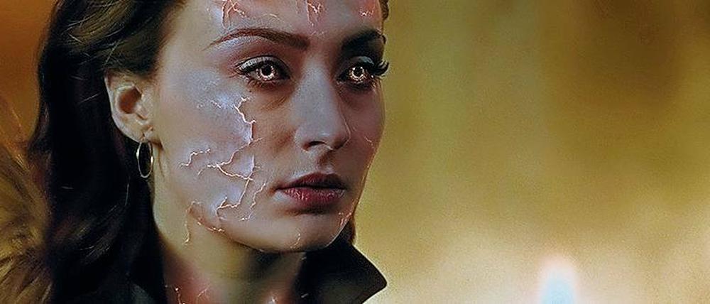 Kosmische Superkräfte. Sophie Turner als Jean Grey, die von einer kosmischen Substanz befallen wird. 
