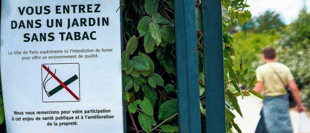 Das Rauchen ist in 52 Parks von Paris künftig verboten. Ab Juli gibt es schmerzhafte Geldstrafen. 
