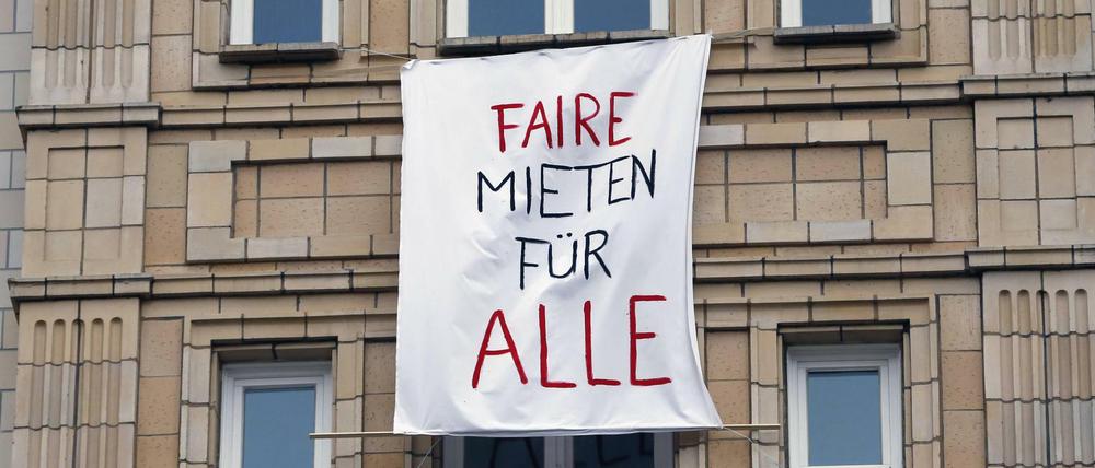 Mieterprotest in der Berliner Karl-Marx-Allee.