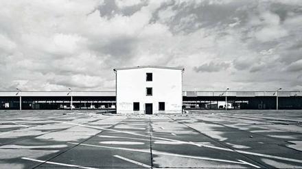 Endlich Leere. Dreilinden, am einstigen Grenzkontrollpunkt Drewitz.