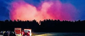 Das Feuer im Wald bei Jüterbog weckte Erinnerungen an die schwierigen Einsätze der Helfer im vorigen Jahr.
