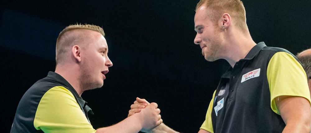 Teamstark. Martin Schindler (l.) und Max Hopp vertreten Deutschland beim World Cup of Darts.