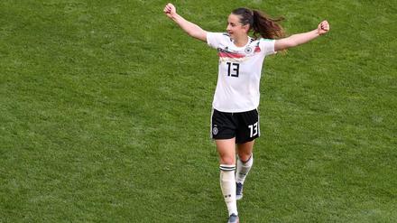 Sara Däbritz überzeugt derzeit vor allem kämpferisch.