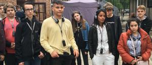 Chebli wie Chamäleon. Auf der Reise verwandelt sich Sawsan Chebli den Schülern der 9a an.