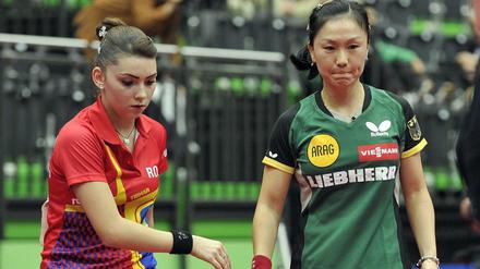 Im Finale der Team-EM 2013 zwischen Rumänien und Deutschland waren Bernadette Szocs (l.) und Shan Xiaona Gegnerinnen. Kommende Saison spielen sie bei Eastside zusammen. 