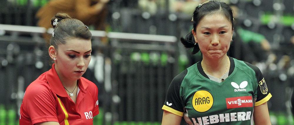 Im Finale der Team-EM 2013 zwischen Rumänien und Deutschland waren Bernadette Szocs (l.) und Shan Xiaona Gegnerinnen. Kommende Saison spielen sie bei Eastside zusammen. 