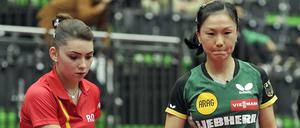 Im Finale der Team-EM 2013 zwischen Rumänien und Deutschland waren Bernadette Szocs (l.) und Shan Xiaona Gegnerinnen. Kommende Saison spielen sie bei Eastside zusammen. 