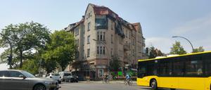 Das "Geisterhaus" am Hindenburgdamm Ecke Gardeschützenweg.