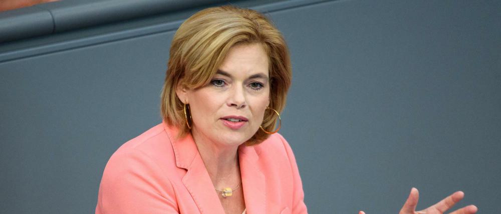 Julia Klöckner (CDU), Bundesministerin für Ernährung und Landwirtschaft, spricht im Deutschen Bundestag.