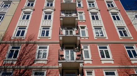 Schön und teuer: ein Wohnhaus im Hamburger Stadtteil Eppendorf. Sollen auch hier die Mieten gedeckelt werden?