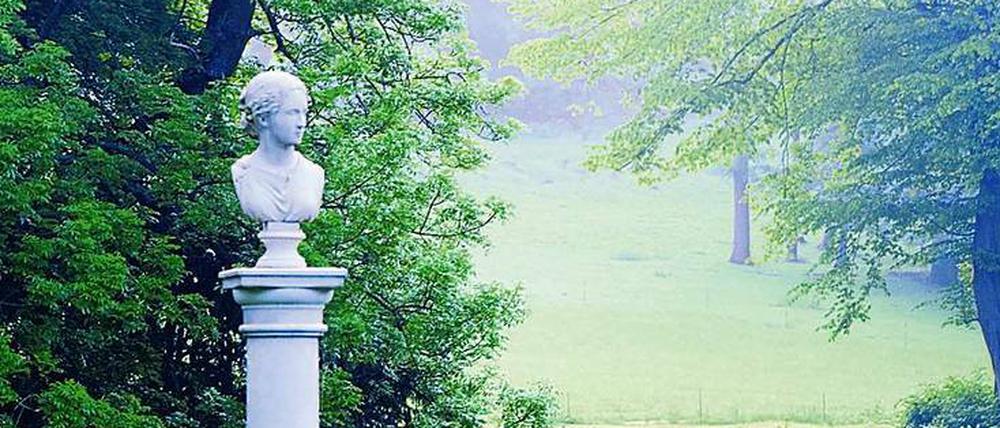 Sommerglück. Hier hat Hölderlin selige Wochen mit seiner geliebten Susette verbracht. Die Diotima-Insel erinnert daran.