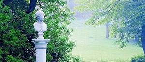 Sommerglück. Hier hat Hölderlin selige Wochen mit seiner geliebten Susette verbracht. Die Diotima-Insel erinnert daran.