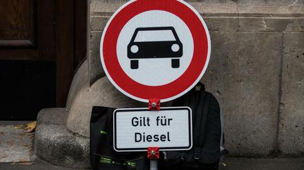 Überhöhte NO2-Werte sind der Grund für Fahrverbote für ältere Diesel in Stuttgart, Hamburg und Darmstadt.
